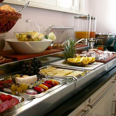 Hotel Bonjour Бад Зоден ам Таунус Екстериор снимка
